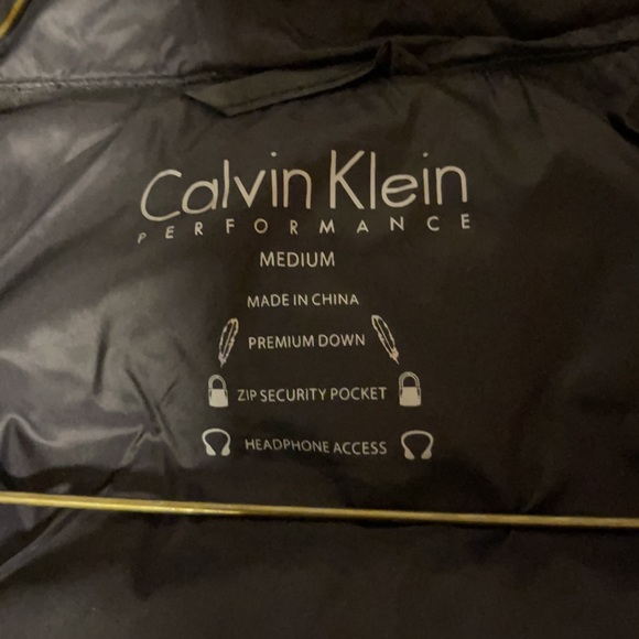 Calvin Klein Vest - Picture 7 of 7